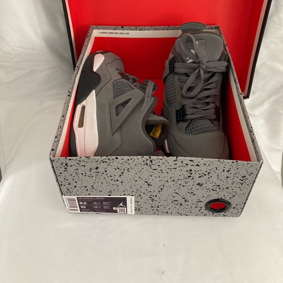 Air Jordan 4 Retro - Picture 3 of 4